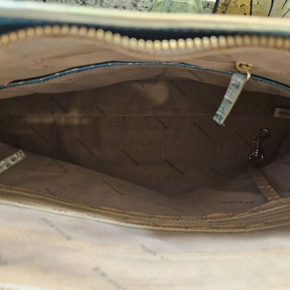 Brahmin Aqua Beige CrocEmbossed Bag Matching Wallet Does Not Have Shoulder Strap - Picture 5 of 6